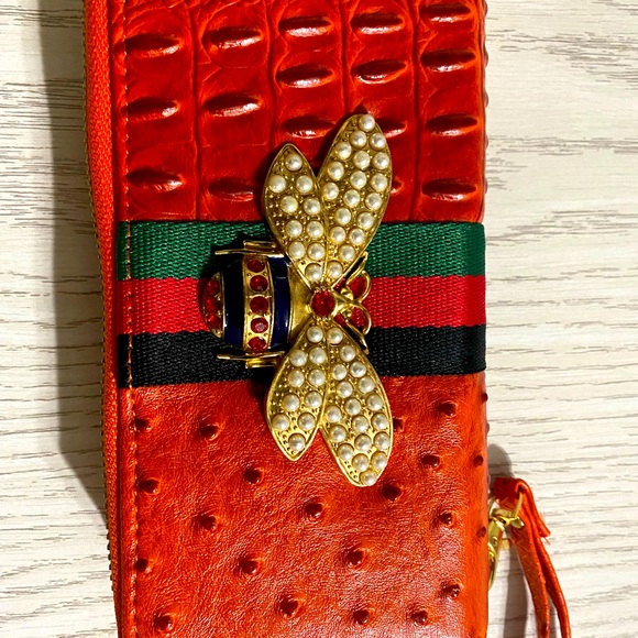 Fashion Wallets - Picture 6 of 6